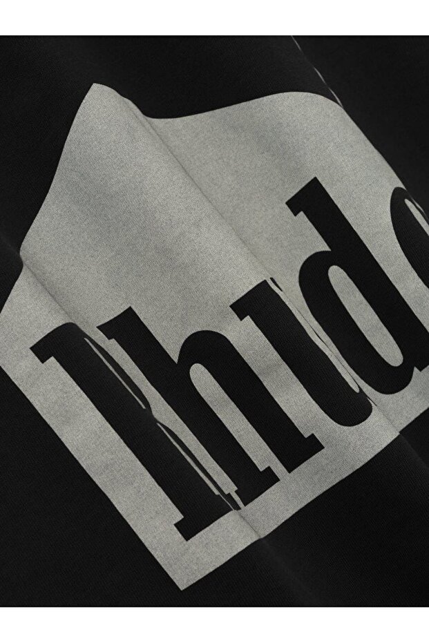 تيشيرت شيفرون كبير الحجم - 5