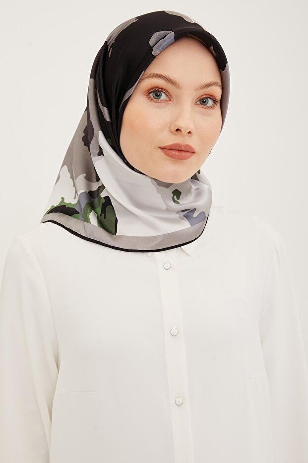 Nostalgia Series Sura Silk Scarf 8935-01