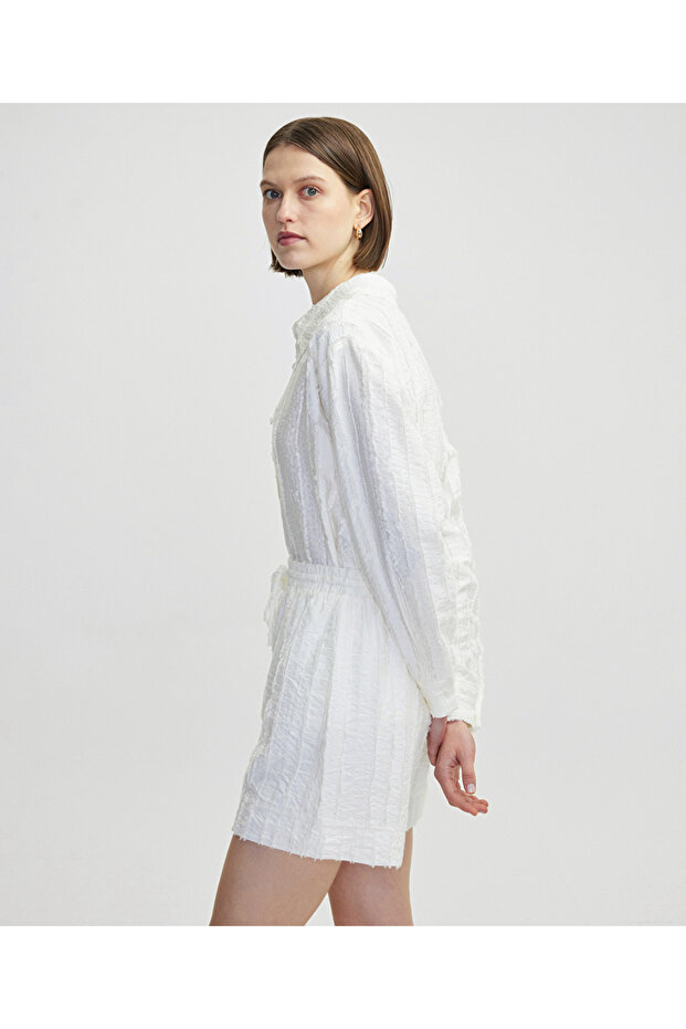 Dokulu belden bağlamalı şort - 2