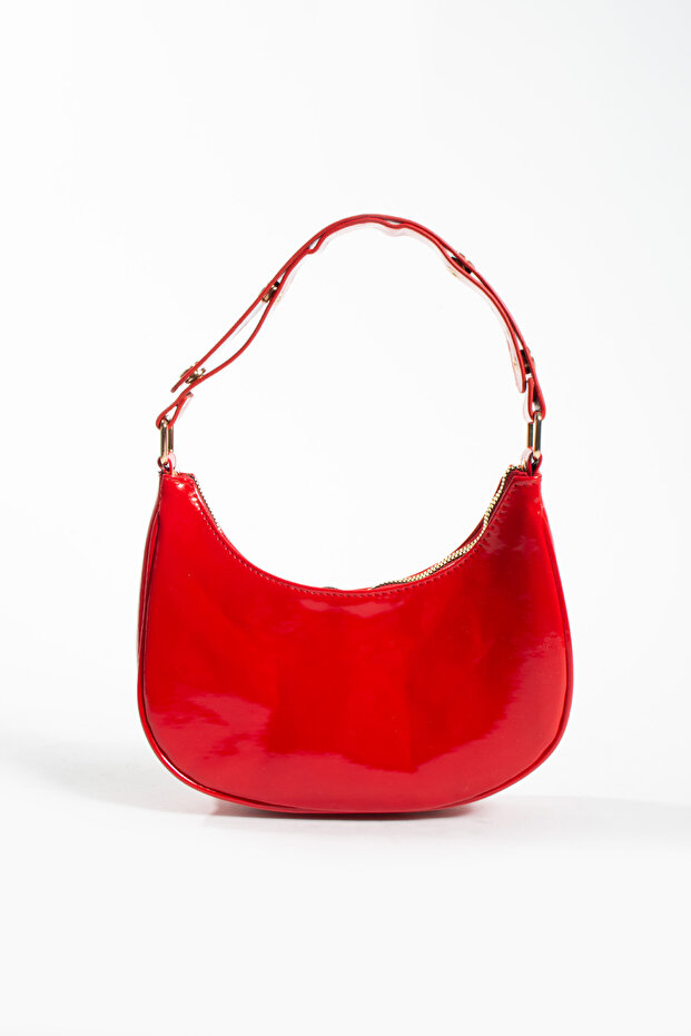 Women's Patent Leather Baguette Leather Hand and Shoulder Bag with Snap Fasteners