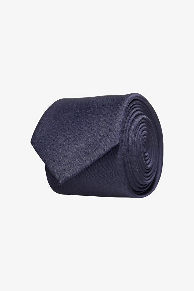 ربطة عنق رفيعة منقوشة باللون الأزرق الداكن للرجال - 1