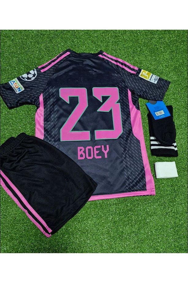 M.ü.n.i.h 2023/24 Yeni Sezon Sacha Boey Çocuk Forması 4'lü Set - 3