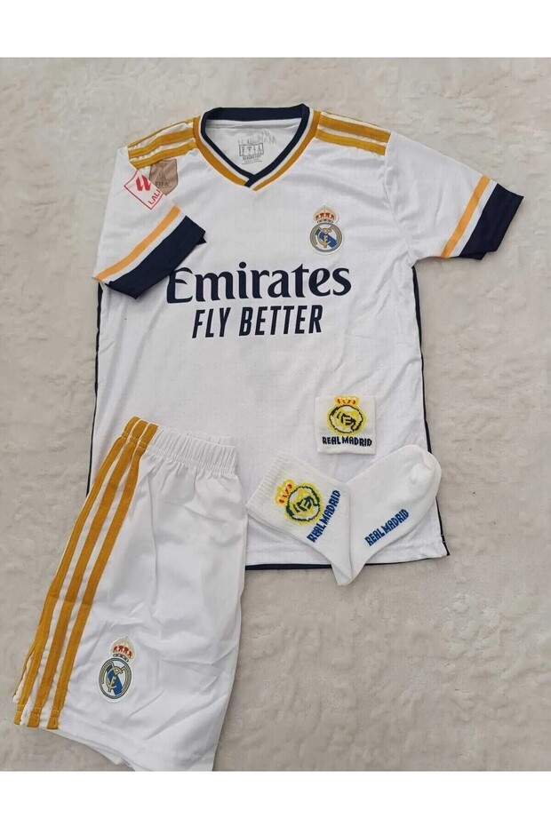R.e.a.l.m.a.d.r.i.d 2023/2024 Yeni Sezon Vini Jr Çocuk Forması 4'lü Set (ARMALI) - 4