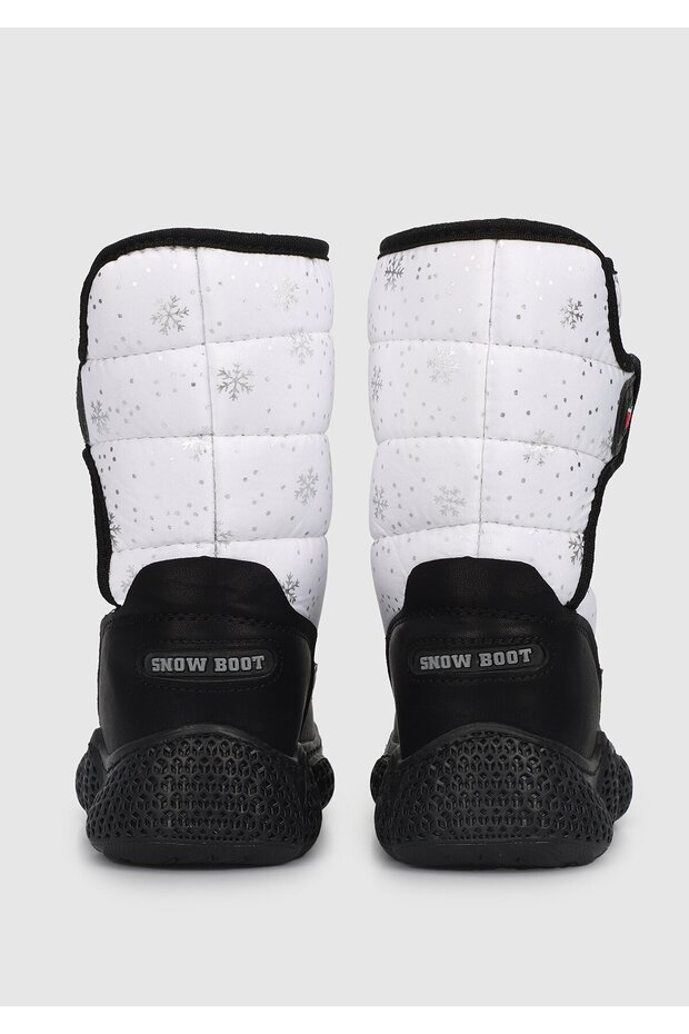 Beyaz Kız Çocuk Bot - 4