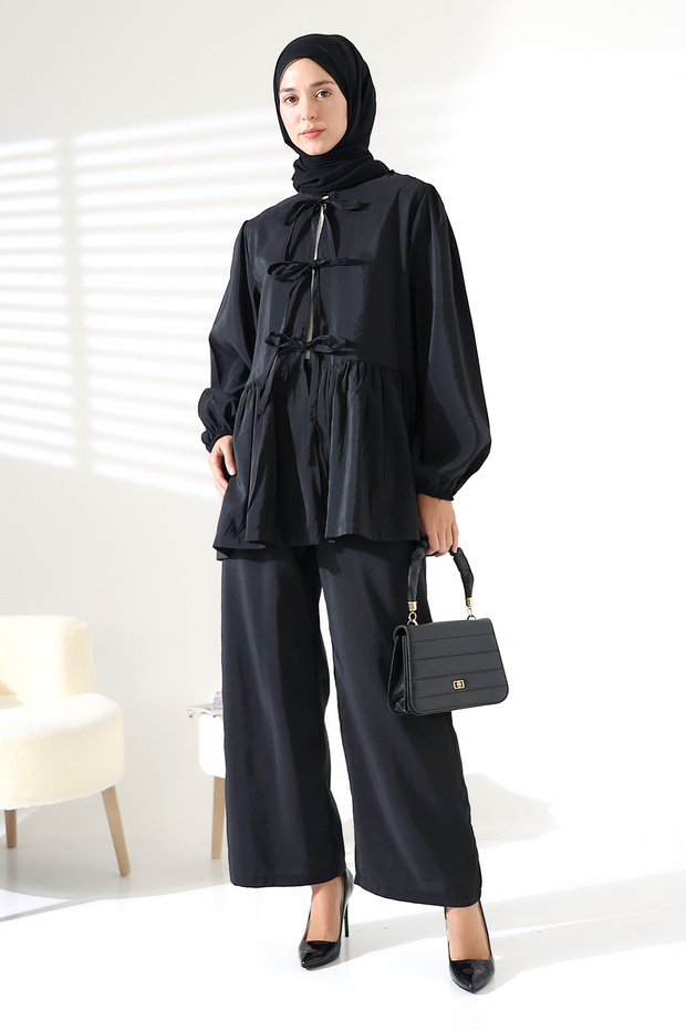 Girl Karakel Fabric Black Shirt and Pants Techniques