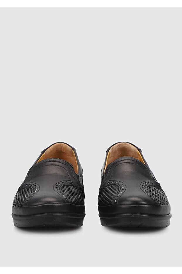 Siyah Deri Kadın Ayakkabı - 3