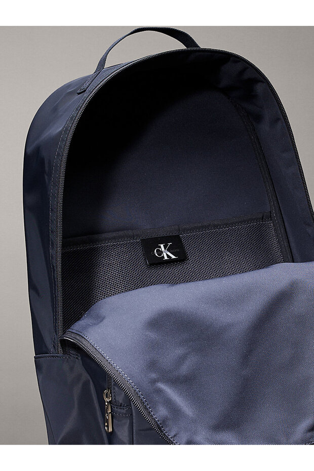 SPORT ESSENTIALS BACKPACK 43 - 4