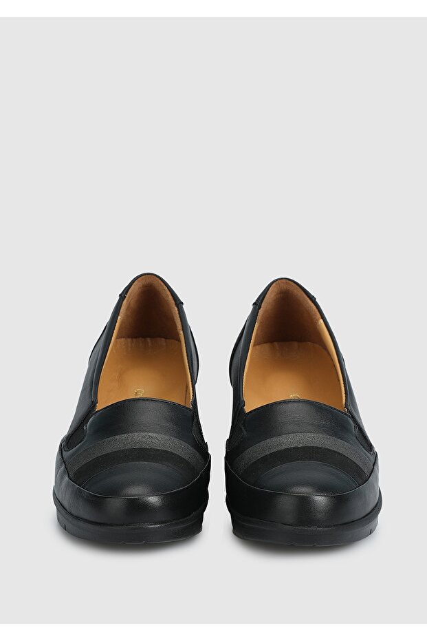 Siyah Deri Kadın Ayakkabı - 3