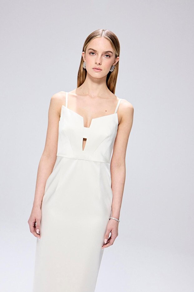 Degaje Detaylı Yırtmaçlı Ekru Midi Elbise - 3