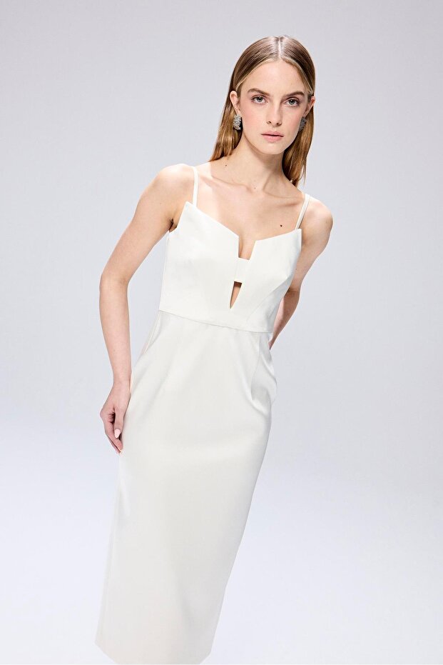 Degaje Detaylı Yırtmaçlı Ekru Midi Elbise - 2