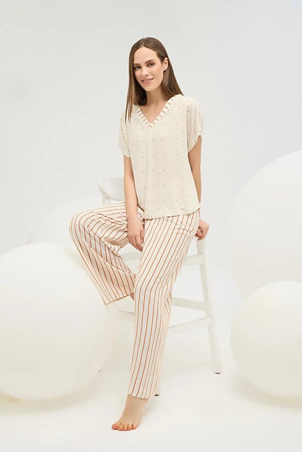 16724 Beige Striped Polka Dot Trousers Pajama Set