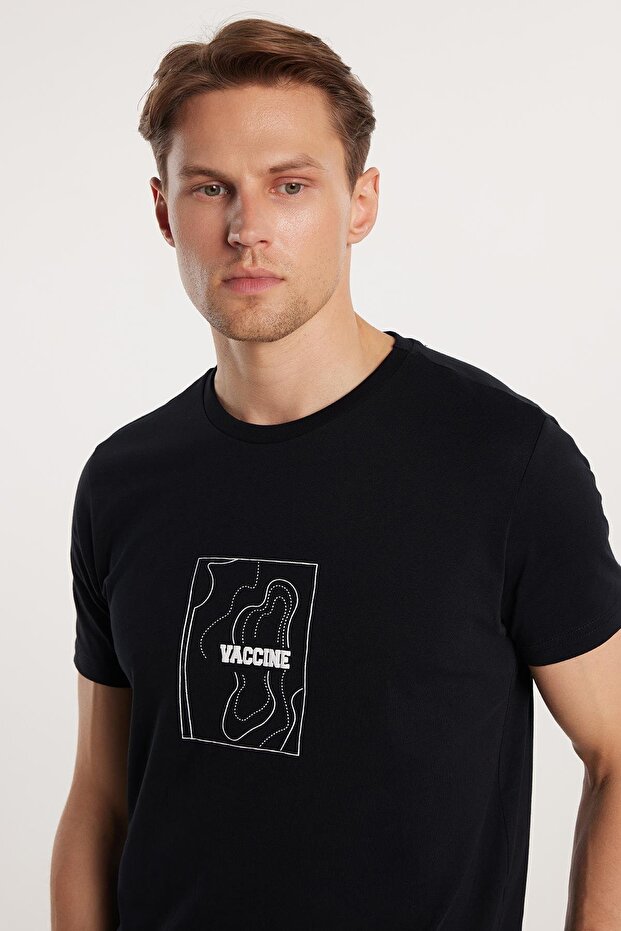 Men's Slim Fit Slim Fit 100% Cotton Soft Texture Printed Black Crew Neck T-Shirt