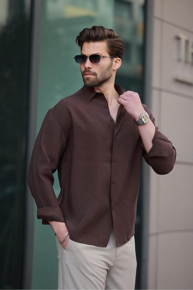 قميص رجالي بني أساسي بأكمام طويلة E6762 - 3