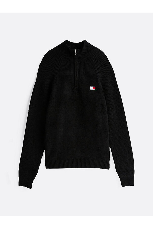 TJM REG 1/4 ZIP RAGLAN BADGE - 1