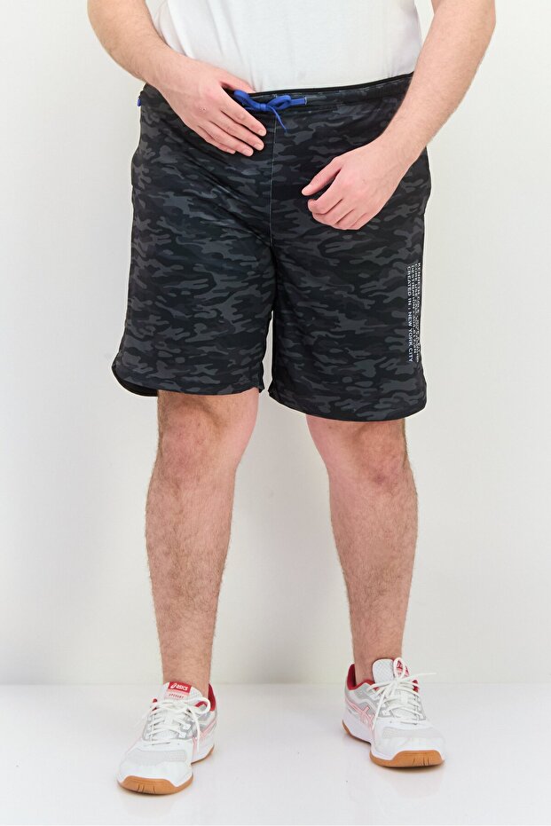 Men Camouflage Basic Shorts, Multicolor - 1