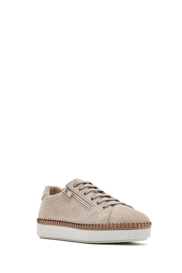 Kadın Bej Bağcıklı Kalın Tabanlı Süet Deri Sneaker 25SFD501810 - 6