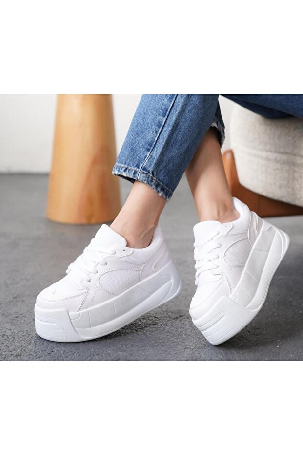 Kadın Kalın Yüksek Tabanlı Yürüyüş Ayakkabısı - 1