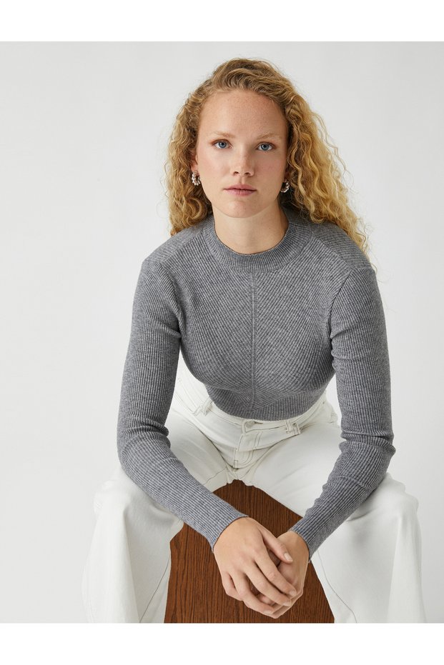 Women's Gray Sweater