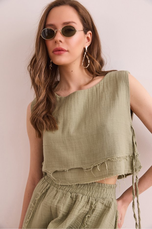 Women's Khaki Double Layer Dirty Stitching Lace Detailed Muslin Blouse Blz- 19002924