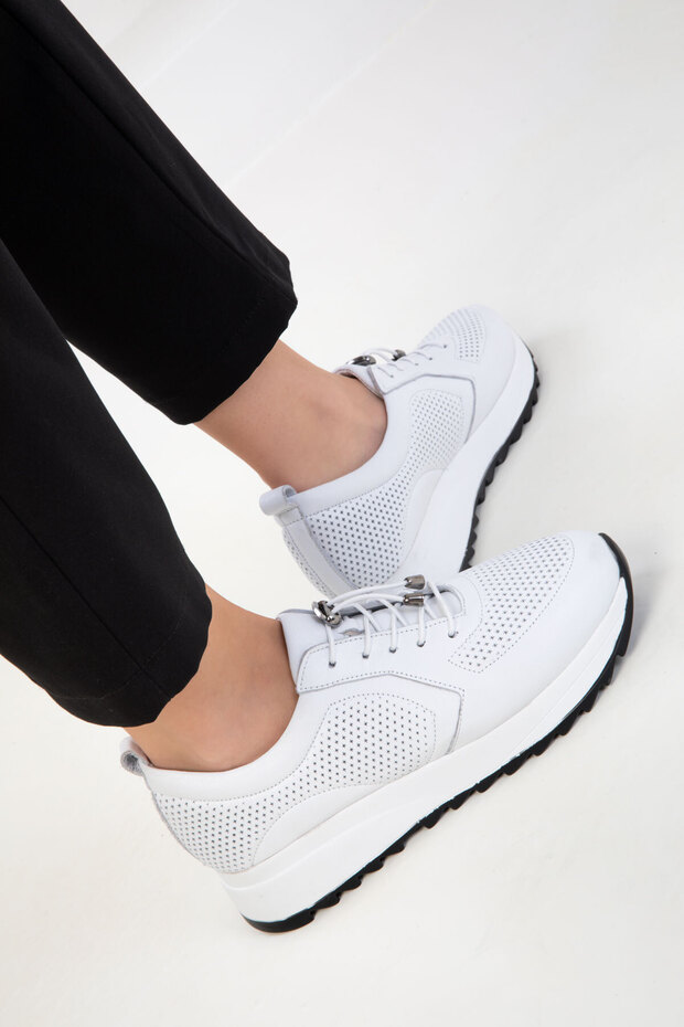 Fehér, valódi bőr női tornacipő 20551 - 6