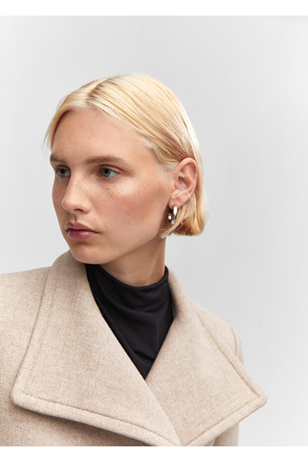 Wełniany płaszcz z paskiem - 7