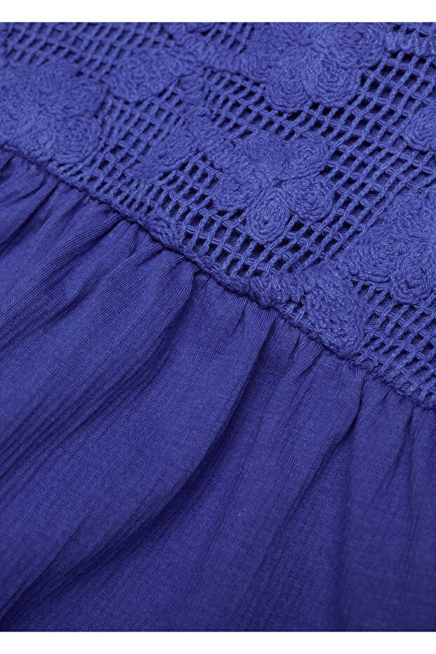 Fırfırlı işlemeli elbise - 3