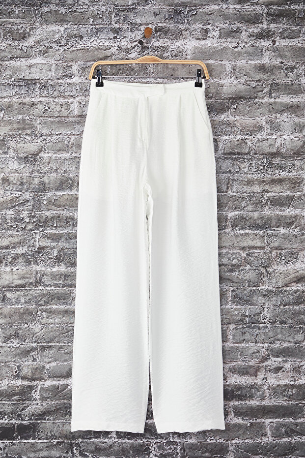Beyaz Dokulu Wide Leg/Geniş Paça İnce Kumaş Astarlı Pantolon TWOSS25PL00113 - 5