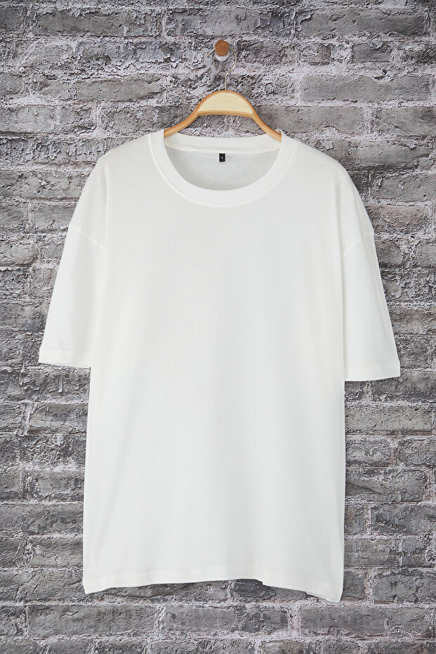 Ekru Oversize/Geniş Kesim Sırt Aslan Baskılı %100 Pamuk T-Shirt TMNSS25TS00117 - 5