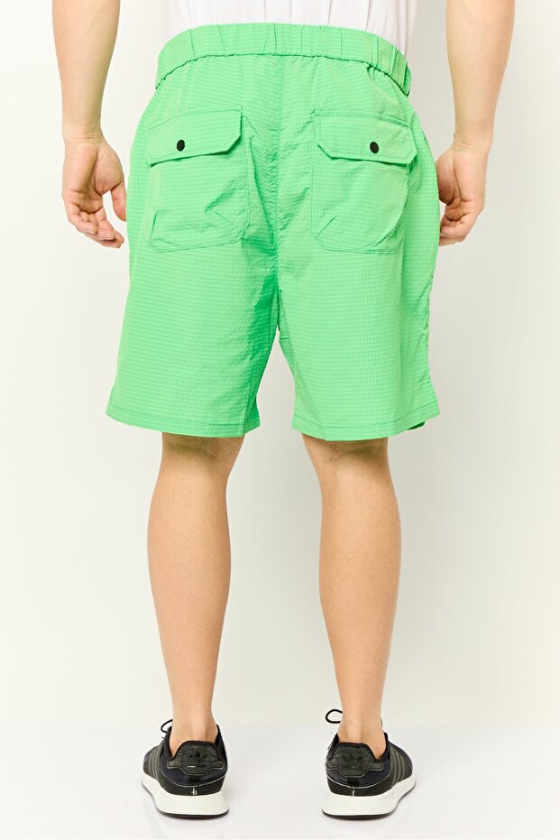 شورت رجالي أساسي منقوش، باللون الأخضر - 4