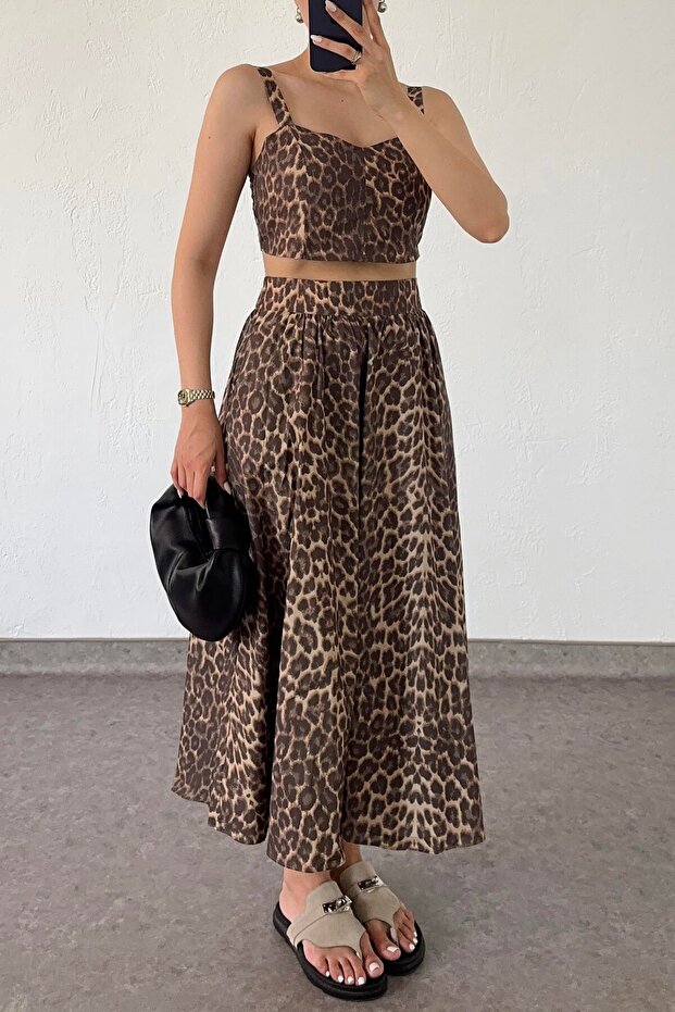 طقم قصير وطقم ملابس بنمط الفهد - 6