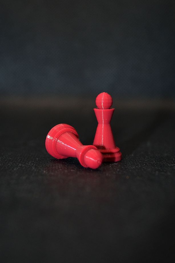 3D Çok Renkli Piyon Pawn ve Zar Seti 16 Piyon + 4 Adet 10mm Okey Oyun Zarı - Kızma Birader Ludo - 4