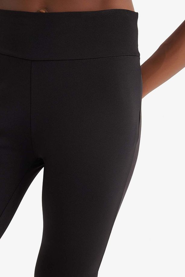 DeFactoFit Flare Fit Geniş Paça Uzun Sporcu Pantolon E7757AX25SP - 6