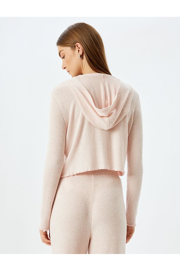 Yumuşak Dokulu Kapüşonlu Örme Crop Pijama Üstü - 4