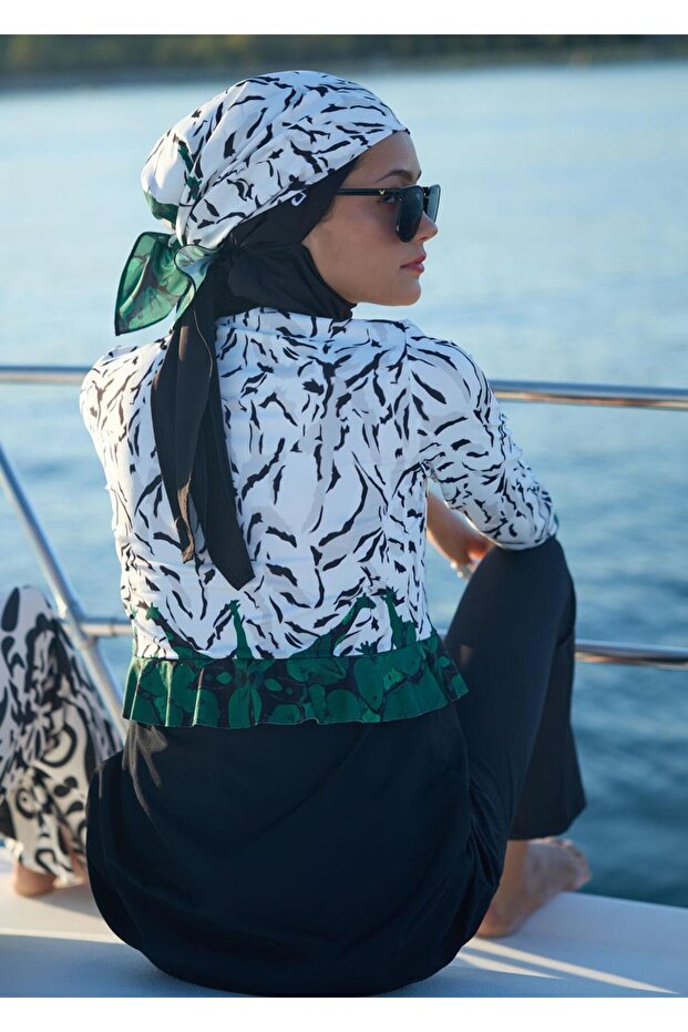 Hijab Swimsuit - Giraffe Design - 5