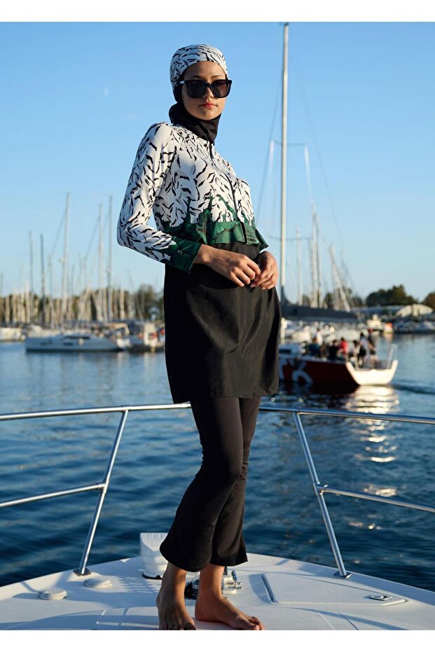 Hijab Swimsuit - Giraffe Design - 4