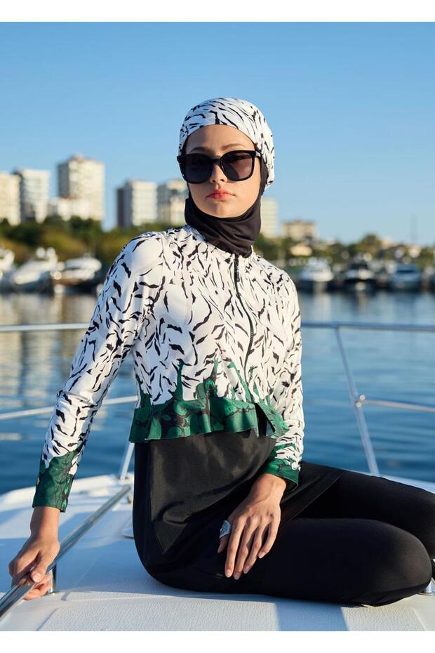 Hijab Swimsuit - Giraffe Design - 3
