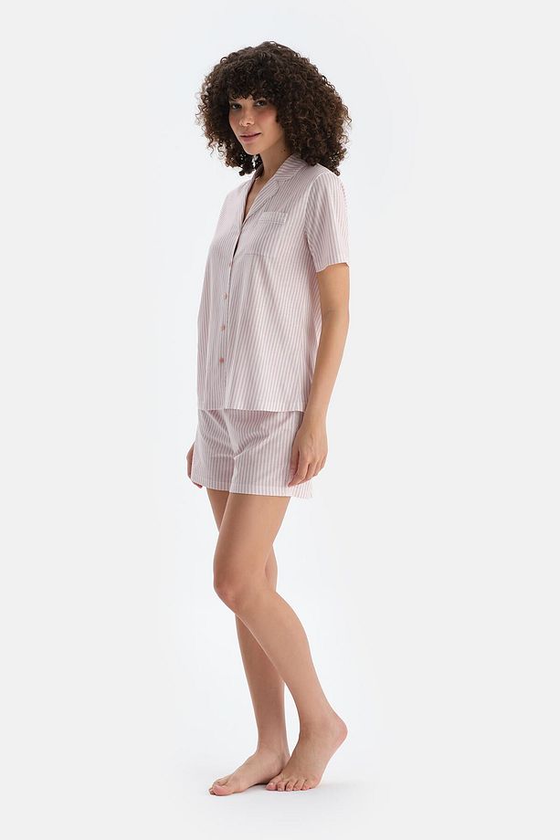 Açık Pembe Çizgili Penye Modal Gömlek Şort Pijama Takımı - 3