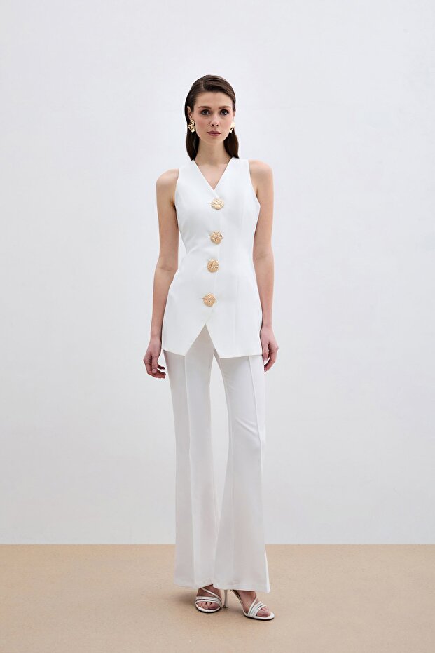 سترة بأزرار ذهبية اللون إكرو - 2