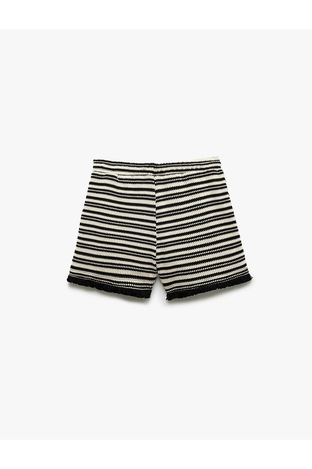 Regular Fit Püsküllü Beli Bağlamalı Mini Kroşe Şort - 4