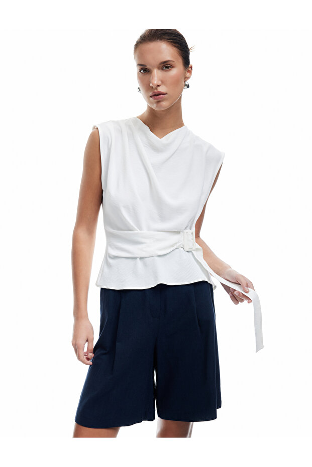 Accessory Detailed Aerobin Fabric Draped Collar Tank Top