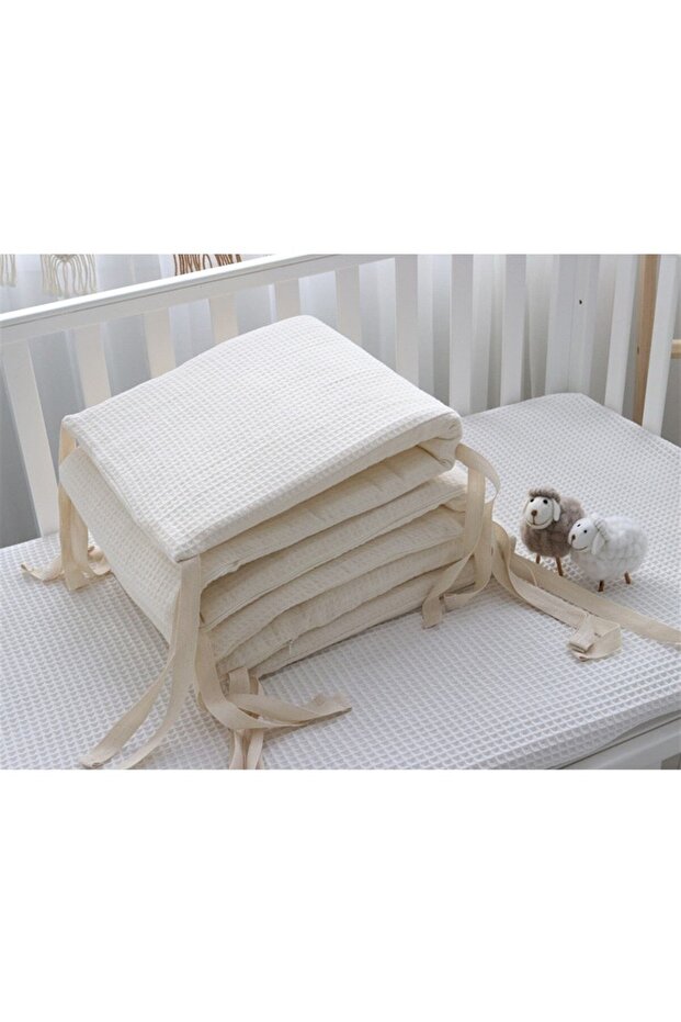 Cream Waffle Pike Fabric Crib Edge Protection / Crib Sponge Barrier Protector 80X130