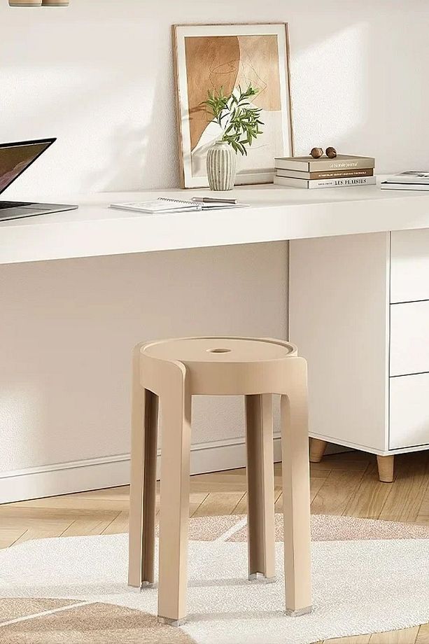 Kaymaz Ayaklı Dekoratif İç İçe Geçebilen Plastik Tabure Mutfak Bahçe Taburesi 4 Adet Latte - 6