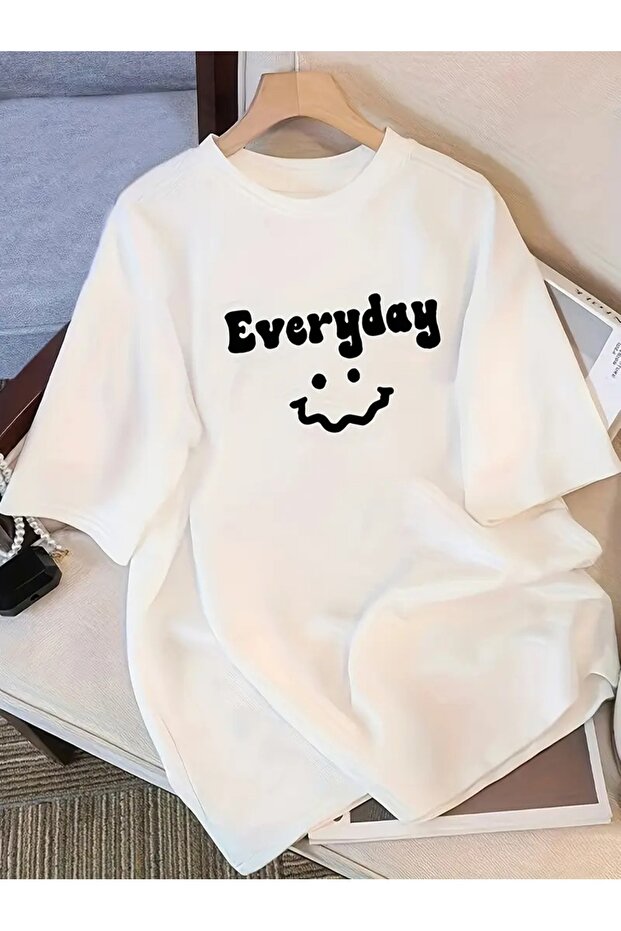 تي شيرت أسود للنساء مصنوع من القطن بنسبة 100% بمقاس كبير - "Everyday"