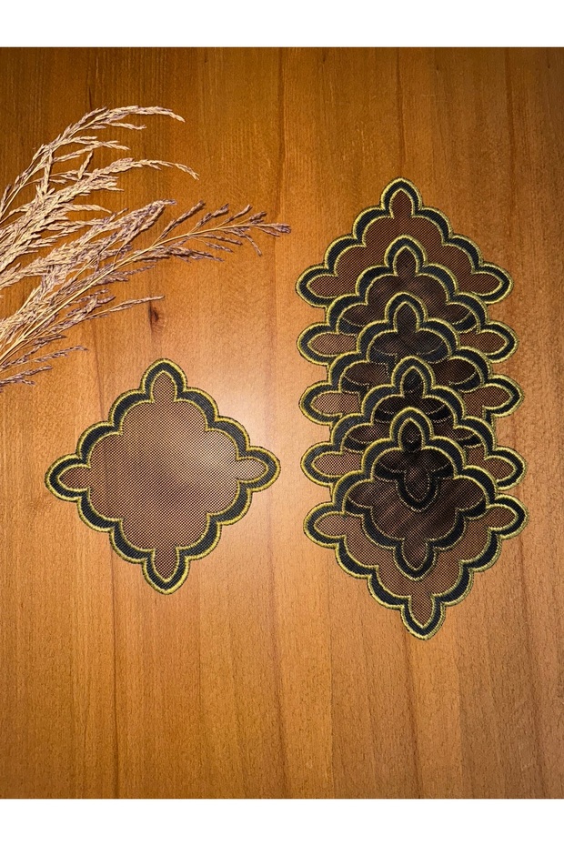 6 Pieces Gold Color Double Wavy Cloud Embroidered Wire Breaking Suitable for Sewing Cocktail Presentation Napkin