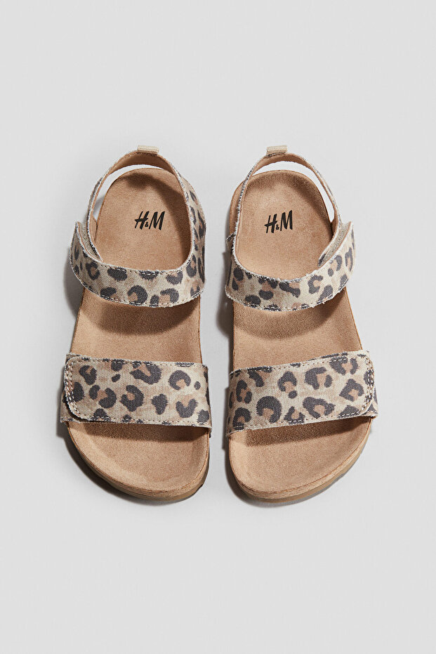 Bilekte Şeritli Sandalet - 3