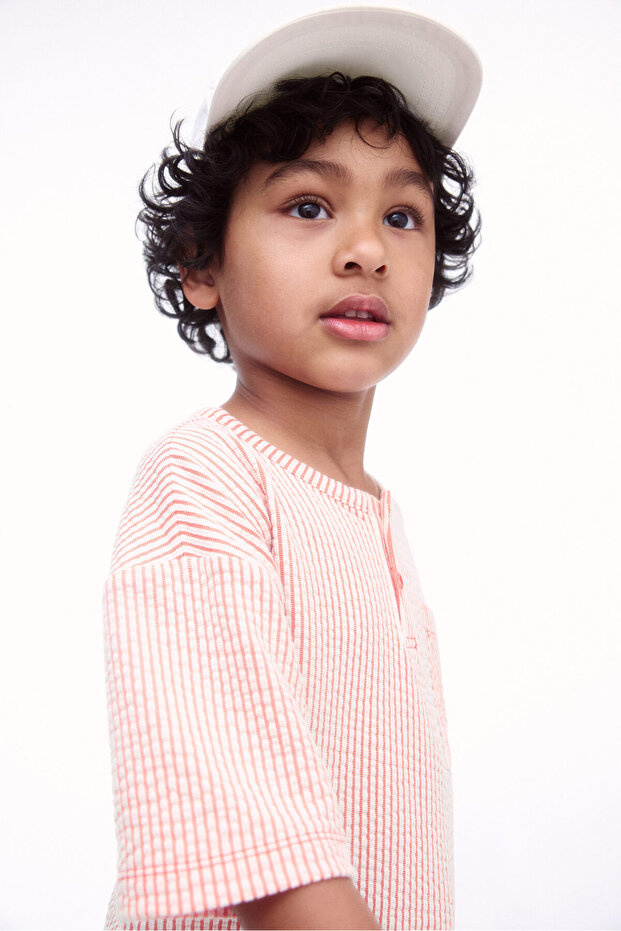 Sıfır Yaka Üst ve Şort - 3