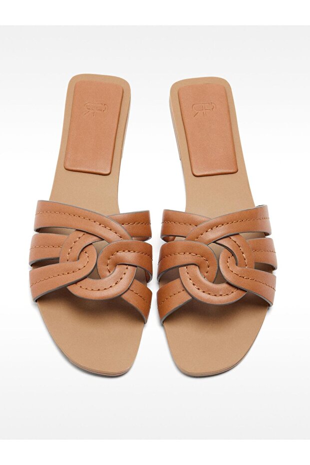 Çapraz Bantlı Düz Sandalet - 2