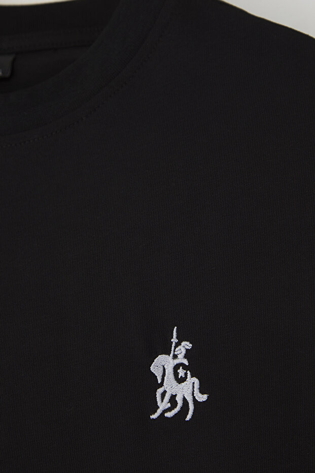 Siyah Regular/Normal Kesim At Nakış Detaylı %100 Pamuklu T-Shirt TMNSS24TS00056 - 4