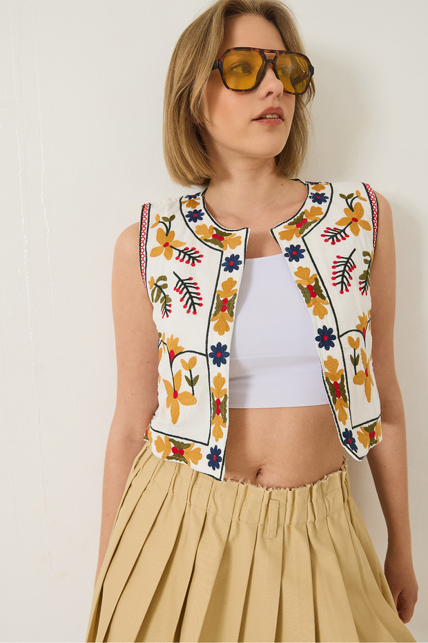 Dámská vyšívaná detailní plátěná vesta 237 60283215 - 5
