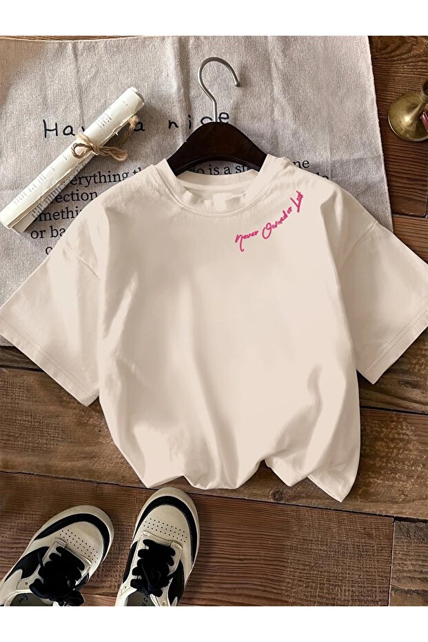 Casual Letter Print T-Shirt for Women - Soft Polyester Short Sleeve Round Neck Top,